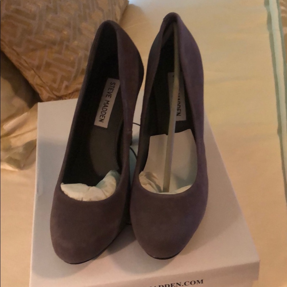 Steve Madden pumps